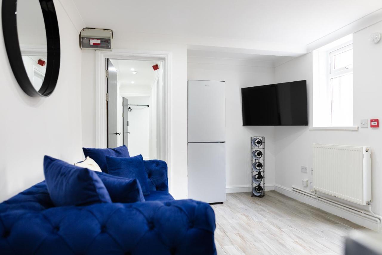 Chic Urban 2 Bedroom Apartments Cardiff Exterior photo