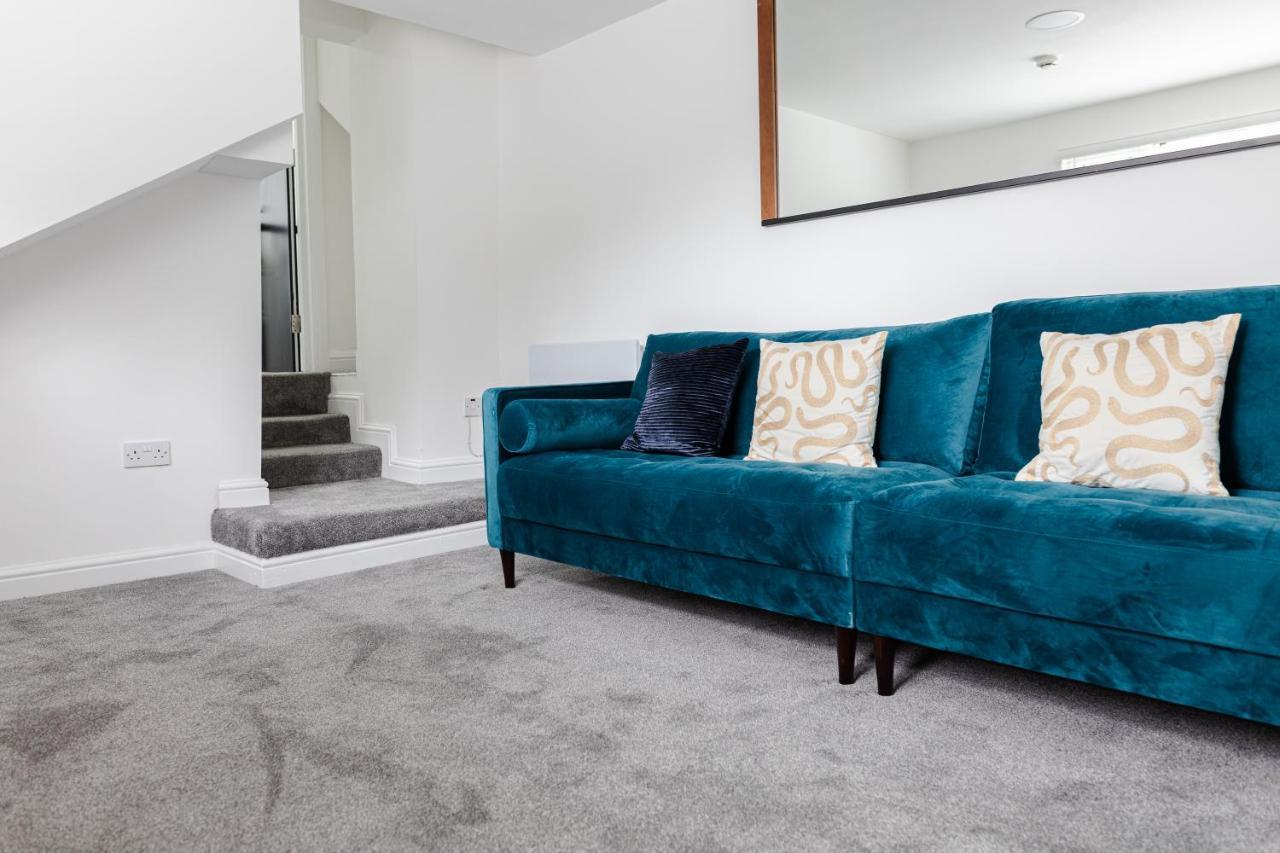 Chic Urban 2 Bedroom Apartments Cardiff Exterior photo