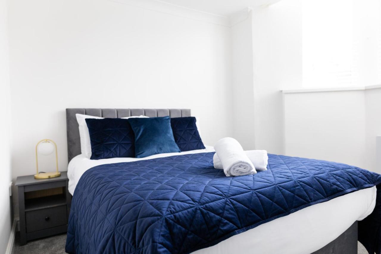 Chic Urban 2 Bedroom Apartments Cardiff Exterior photo